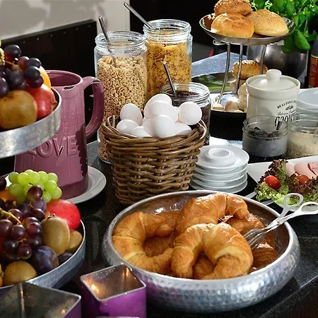 Friends 호텔 훅켈호벤