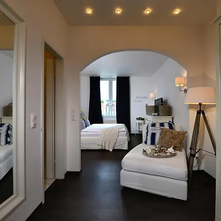 Friends Hotel