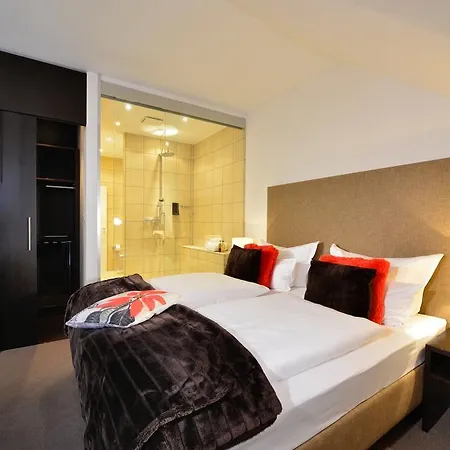 Friends Hotel