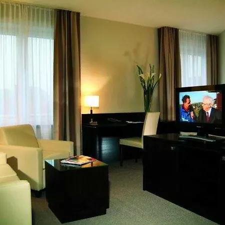 Отель Friends Хюккельхофен